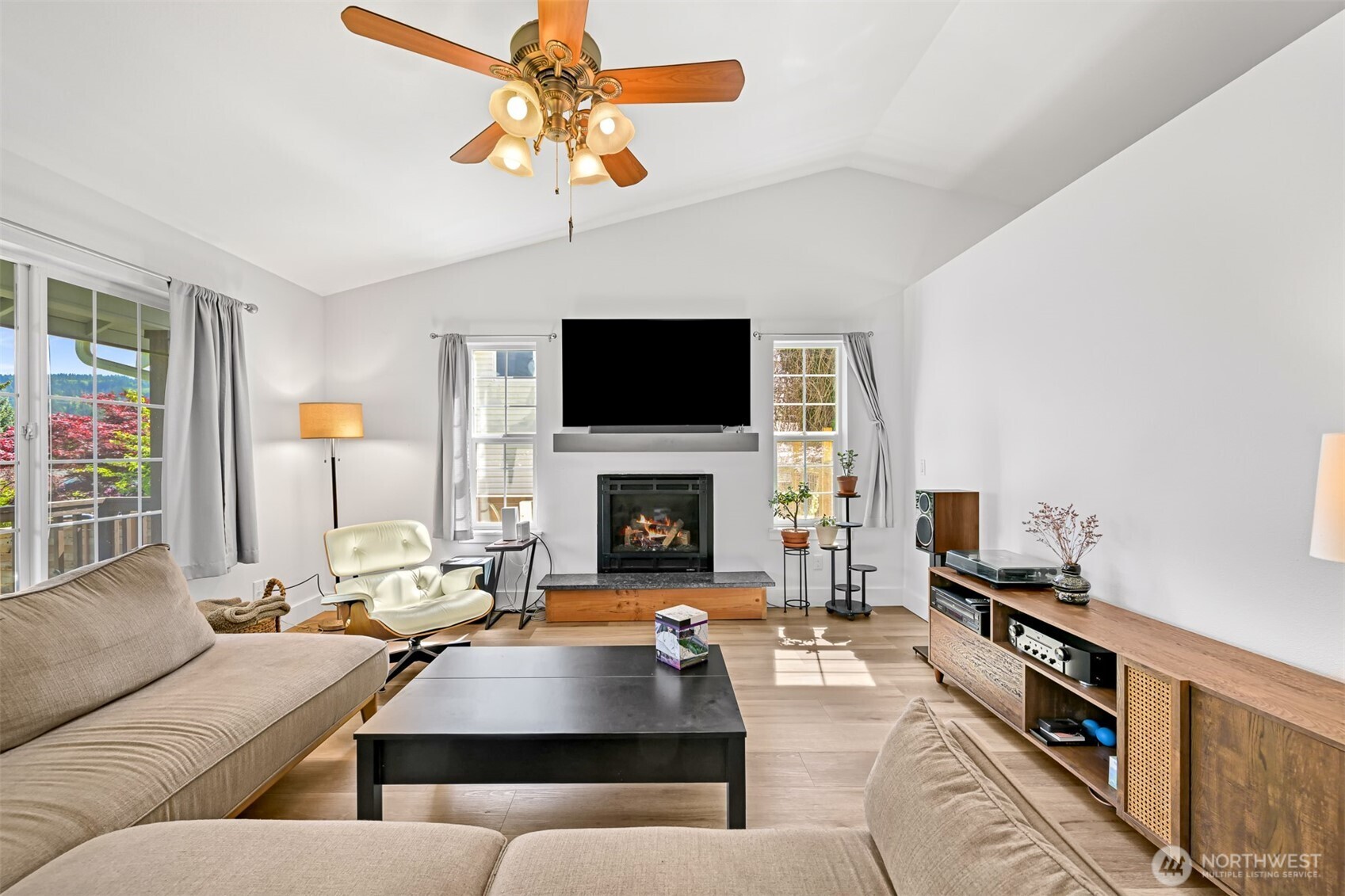 3815 Spring Coulee Road , Bellingham, WA 98226
