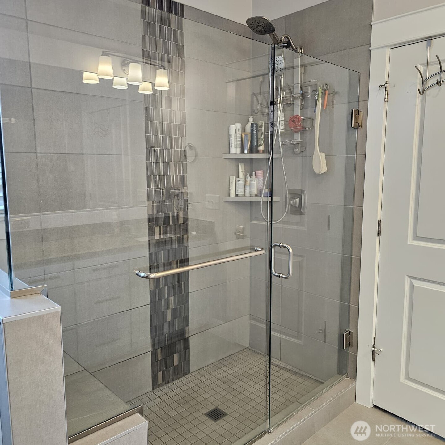 9527 Bowthorpe Street SE, Olympia, WA 98513