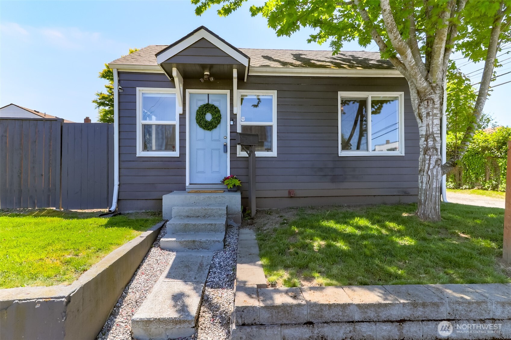 606 S 61st Street , Tacoma, WA 98408