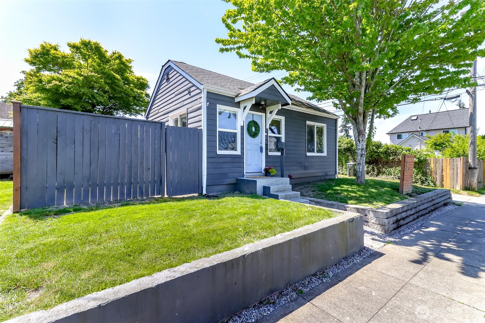 606 S 61st Street , Tacoma, WA 98408
