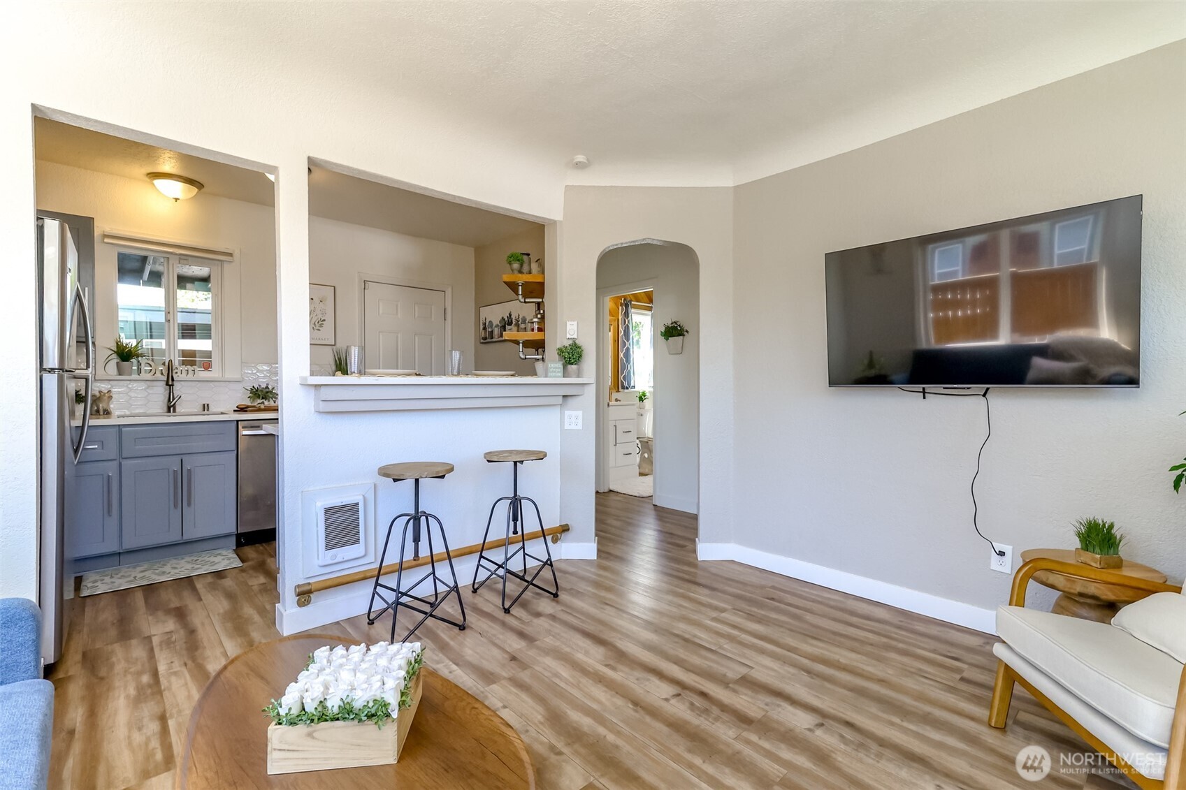 606 S 61st Street , Tacoma, WA 98408