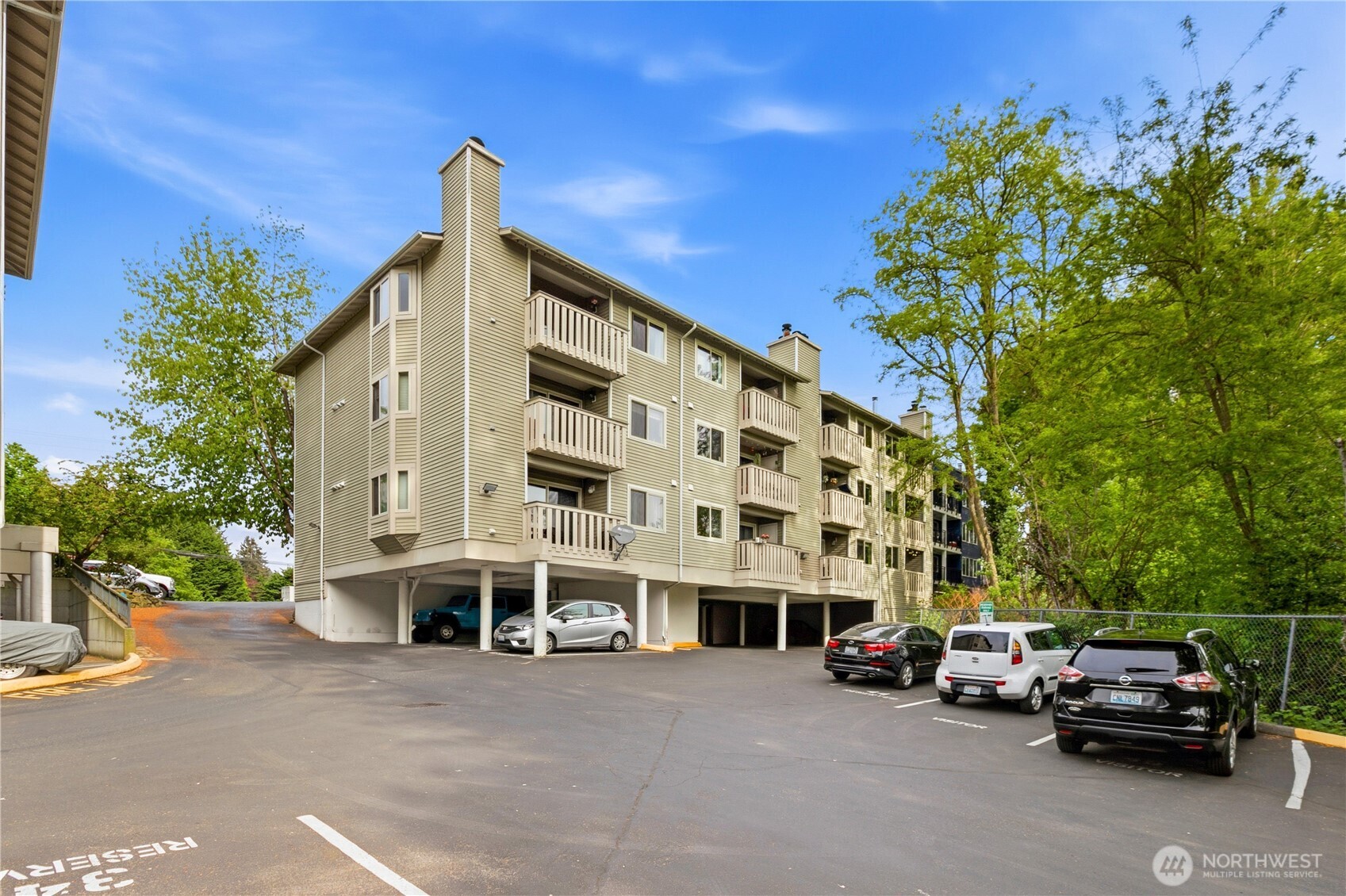 18200 73rd Avenue NE #A113, Kenmore, WA 98028
