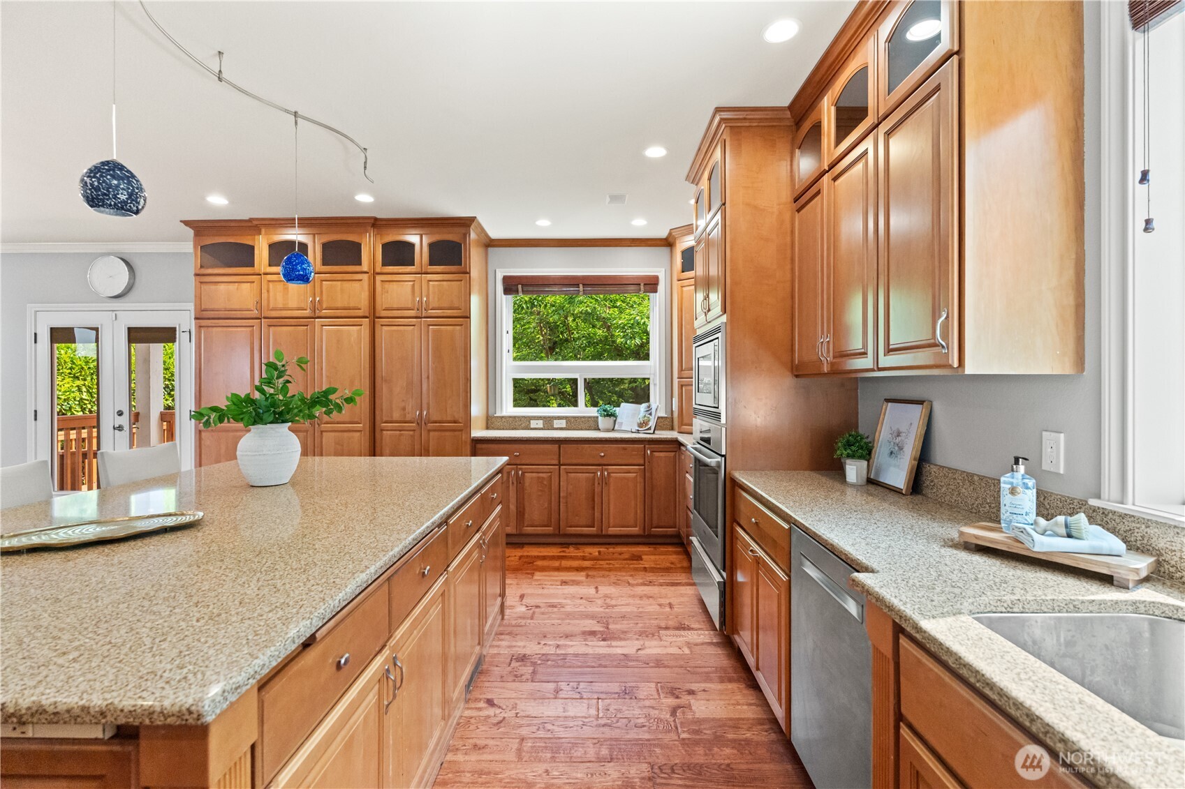 3717 Olympic Boulevard W, University Place, WA 98466