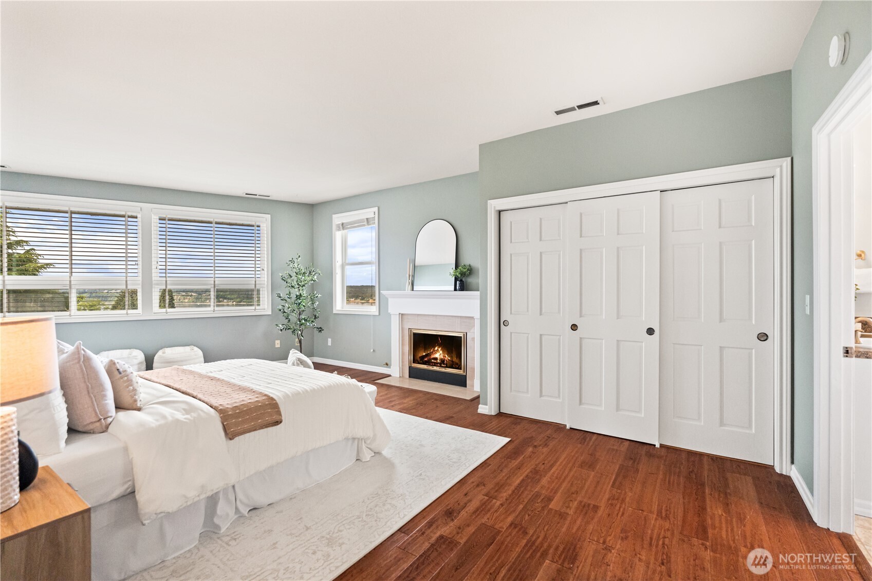 3717 Olympic Boulevard W, University Place, WA 98466