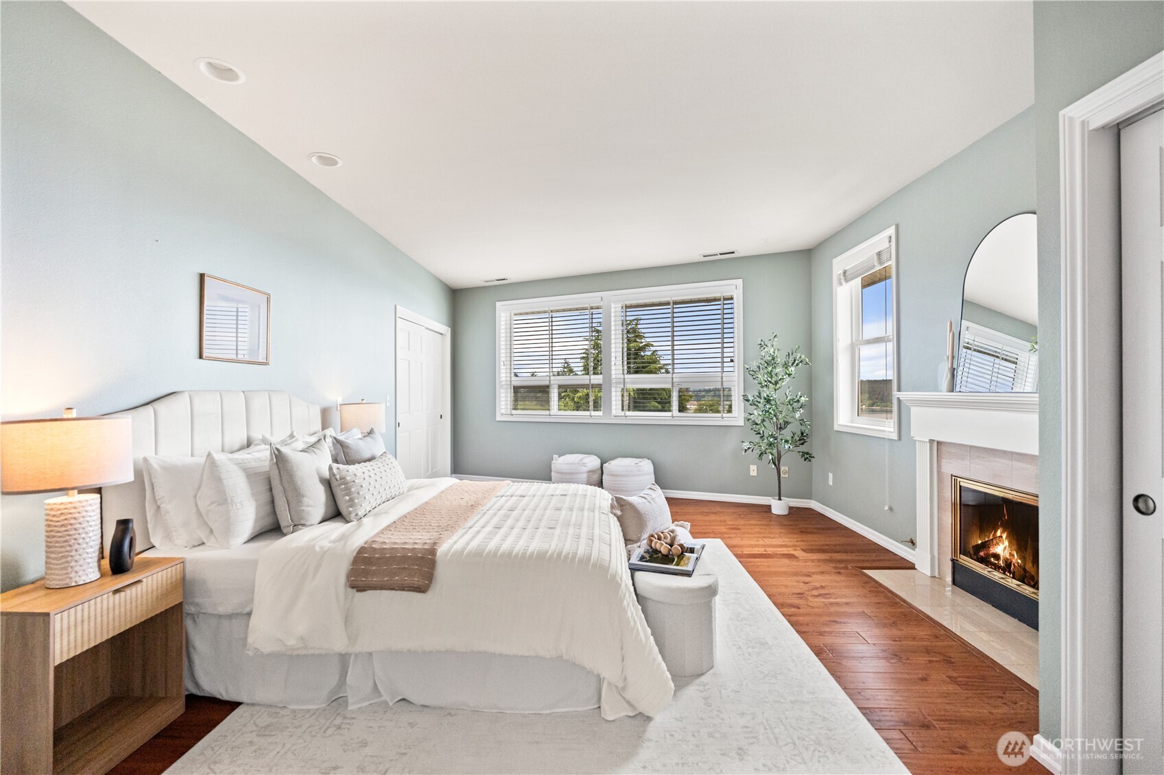 3717 Olympic Boulevard W, University Place, WA 98466