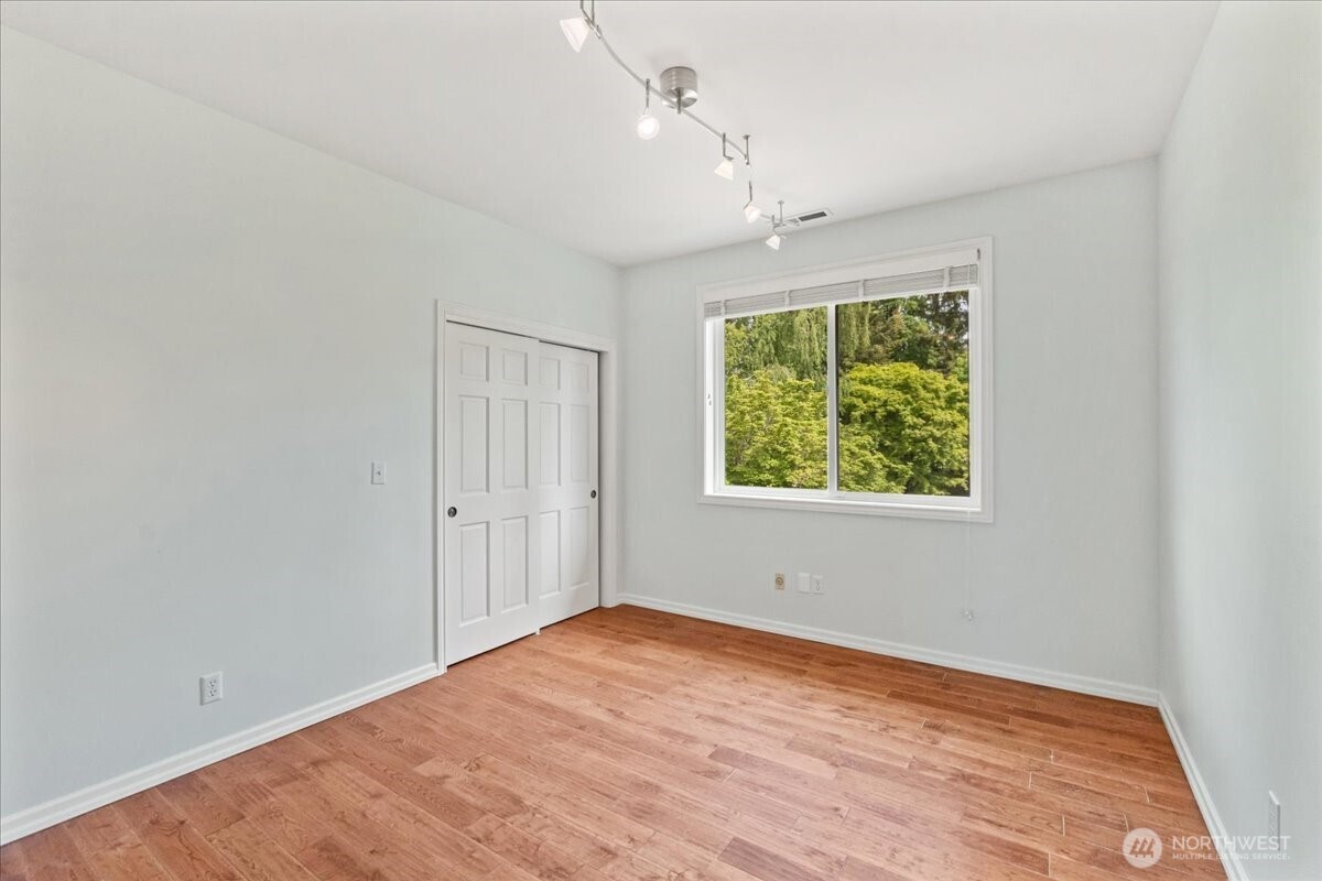 3717 Olympic Boulevard W, University Place, WA 98466