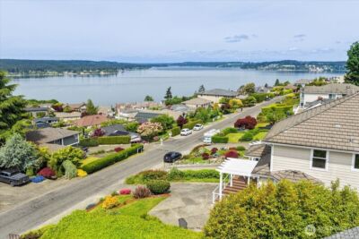 3717 Olympic Boulevard W, University Place, WA 98466 - Photo 3