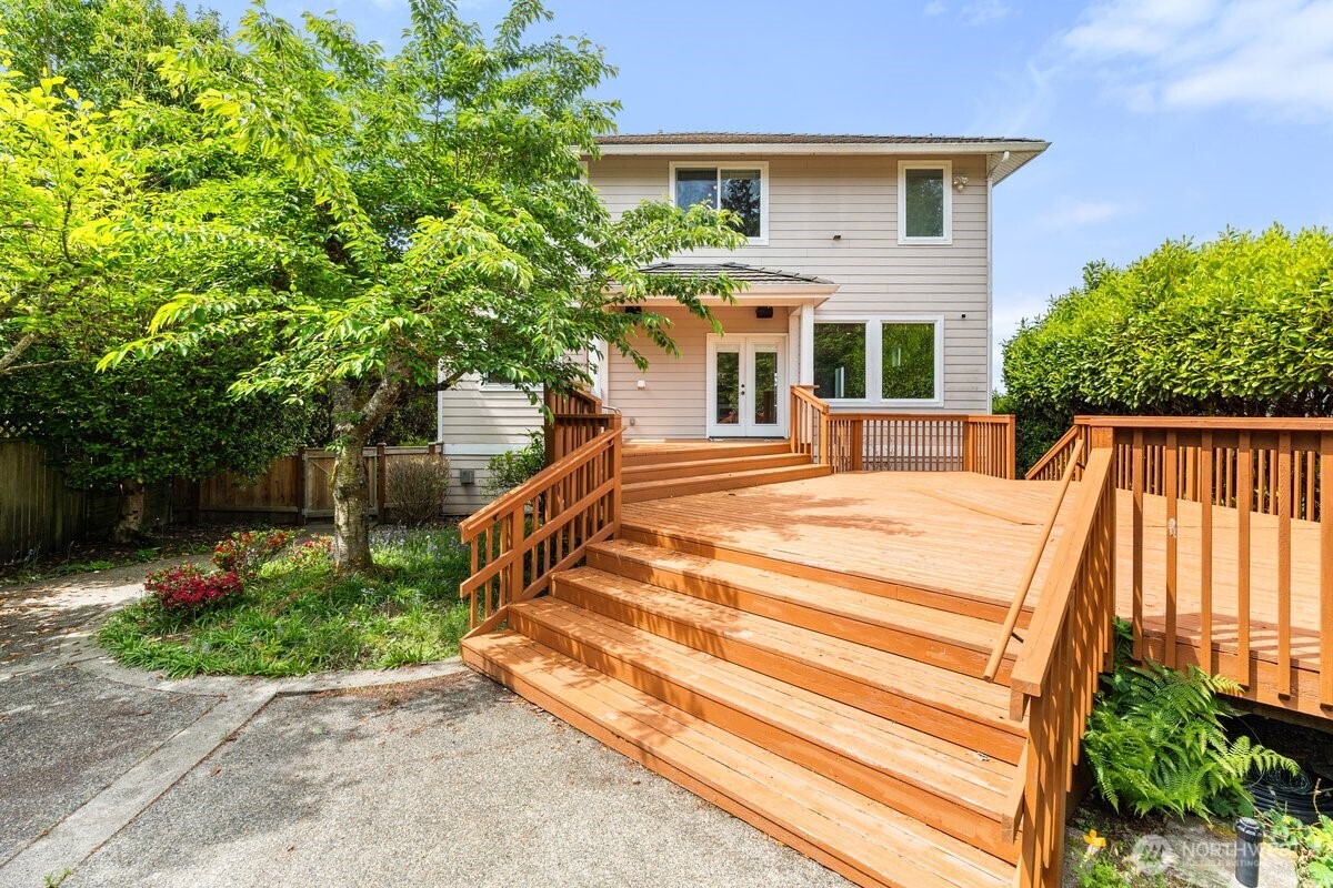 3717 Olympic Boulevard W, University Place, WA 98466