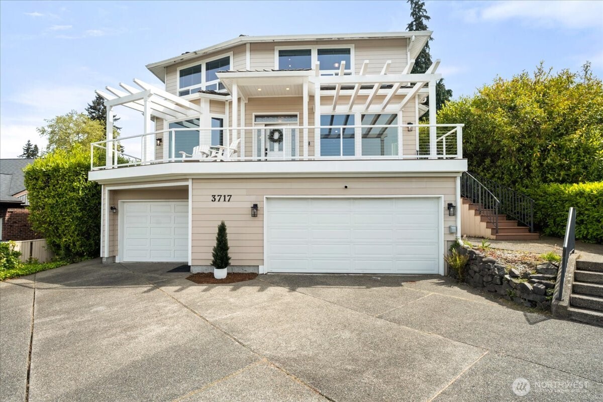 3717 Olympic Boulevard W, University Place, WA 98466