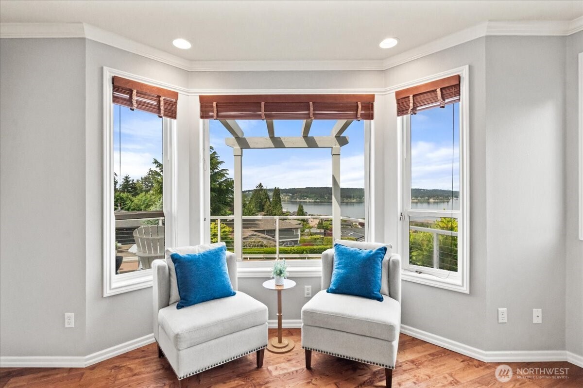 3717 Olympic Boulevard W, University Place, WA 98466