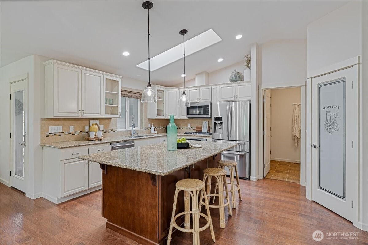 15624 42nd Drive SE, Bothell, WA 98012
