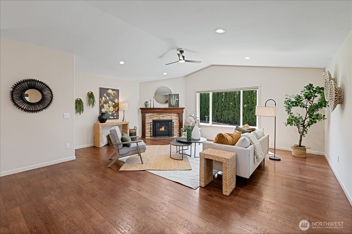 15624 42nd Drive SE, Bothell, WA 98012