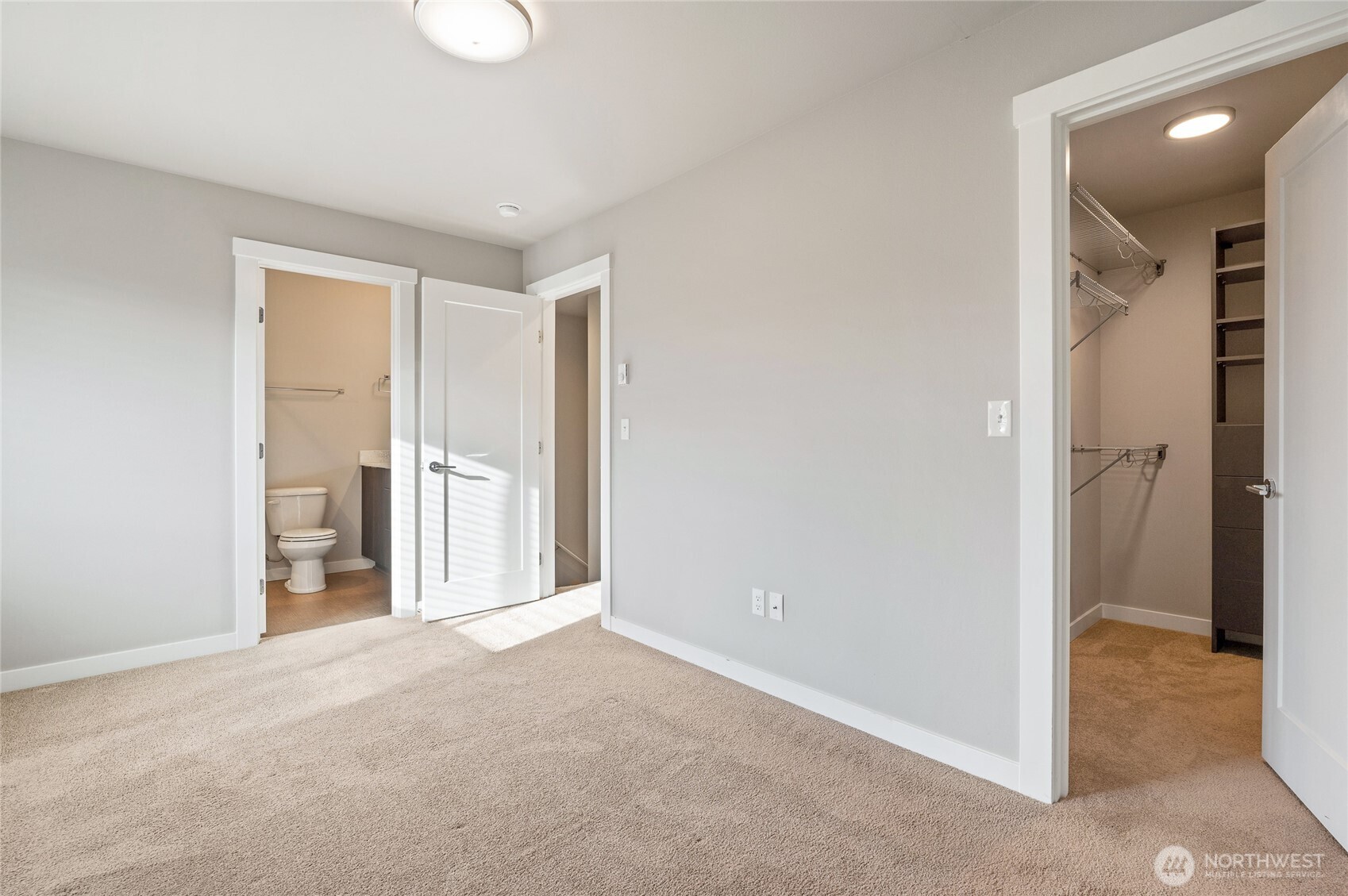 4910 S Willow Street #B, Seattle, WA 98118
