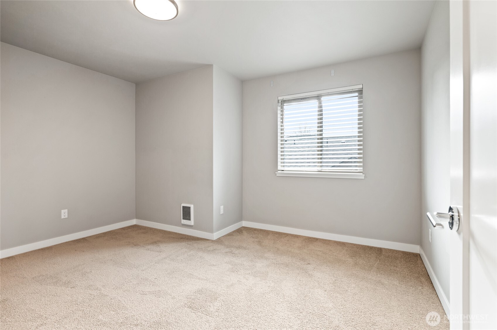 4910 S Willow Street #B, Seattle, WA 98118
