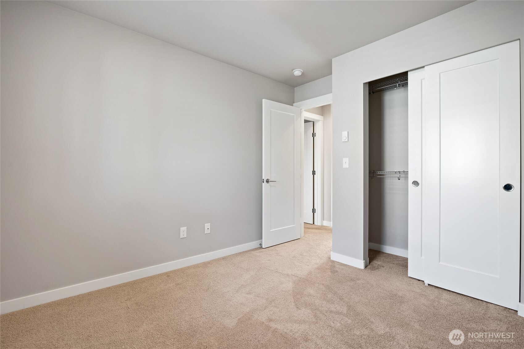 4910 S Willow Street #B, Seattle, WA 98118
