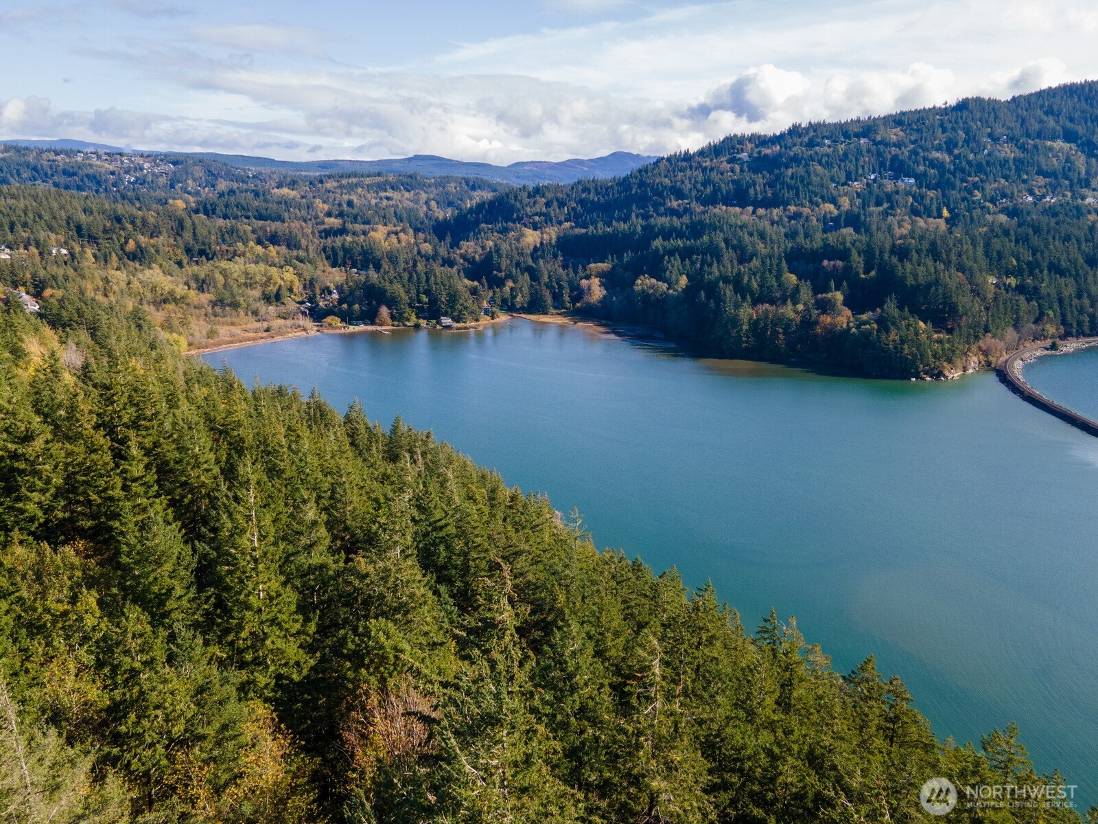 417 Arbutus Place , Bellingham, WA 98225