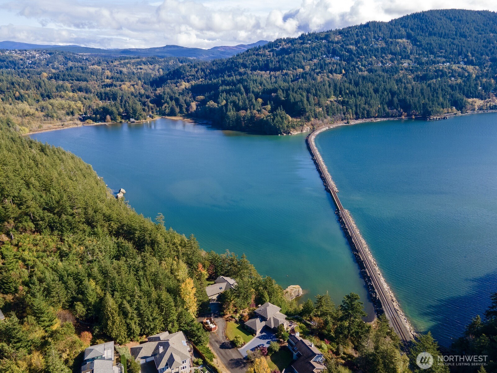 417 Arbutus Place , Bellingham, WA 98225