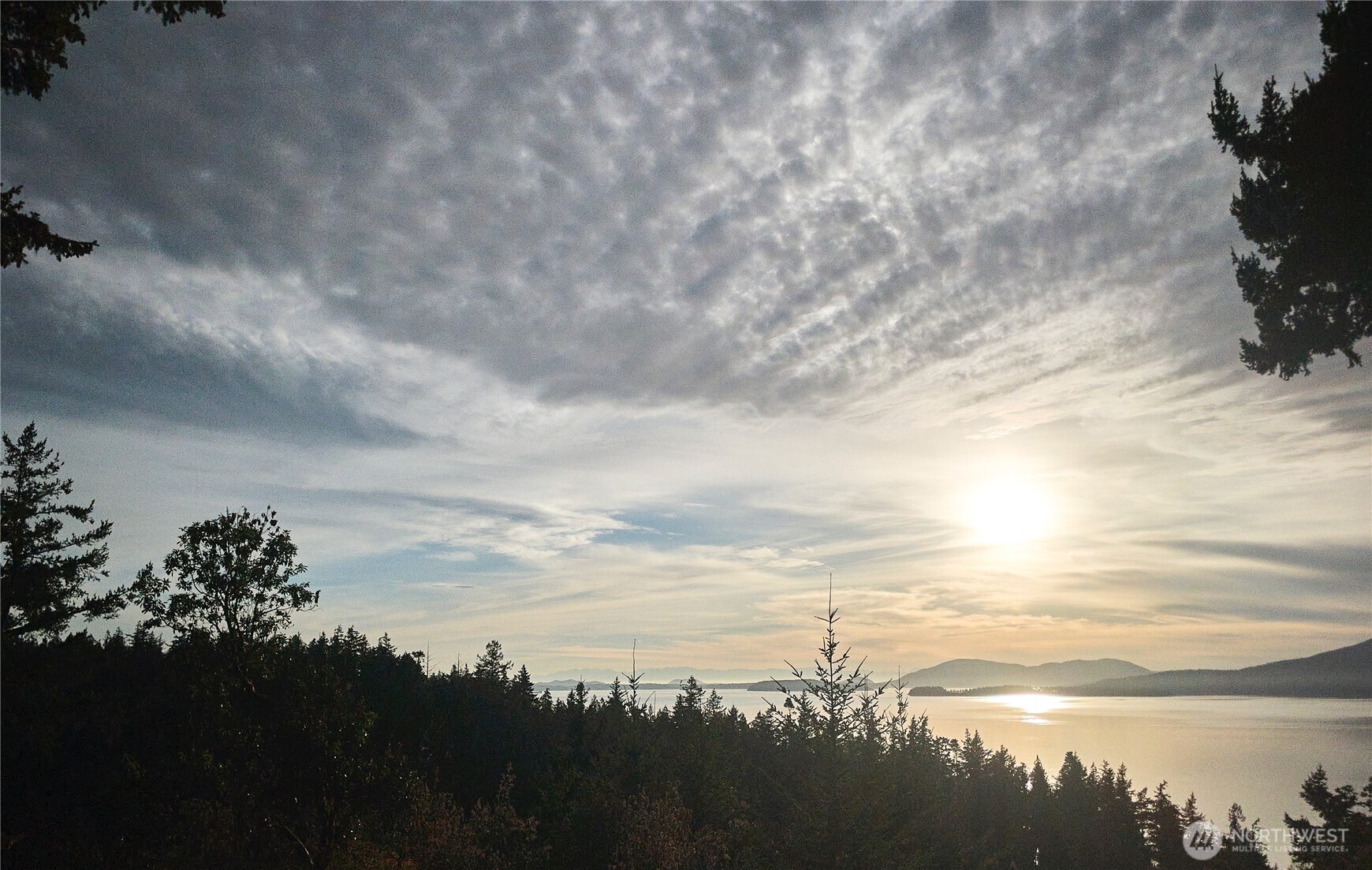 417 Arbutus Place , Bellingham, WA 98225