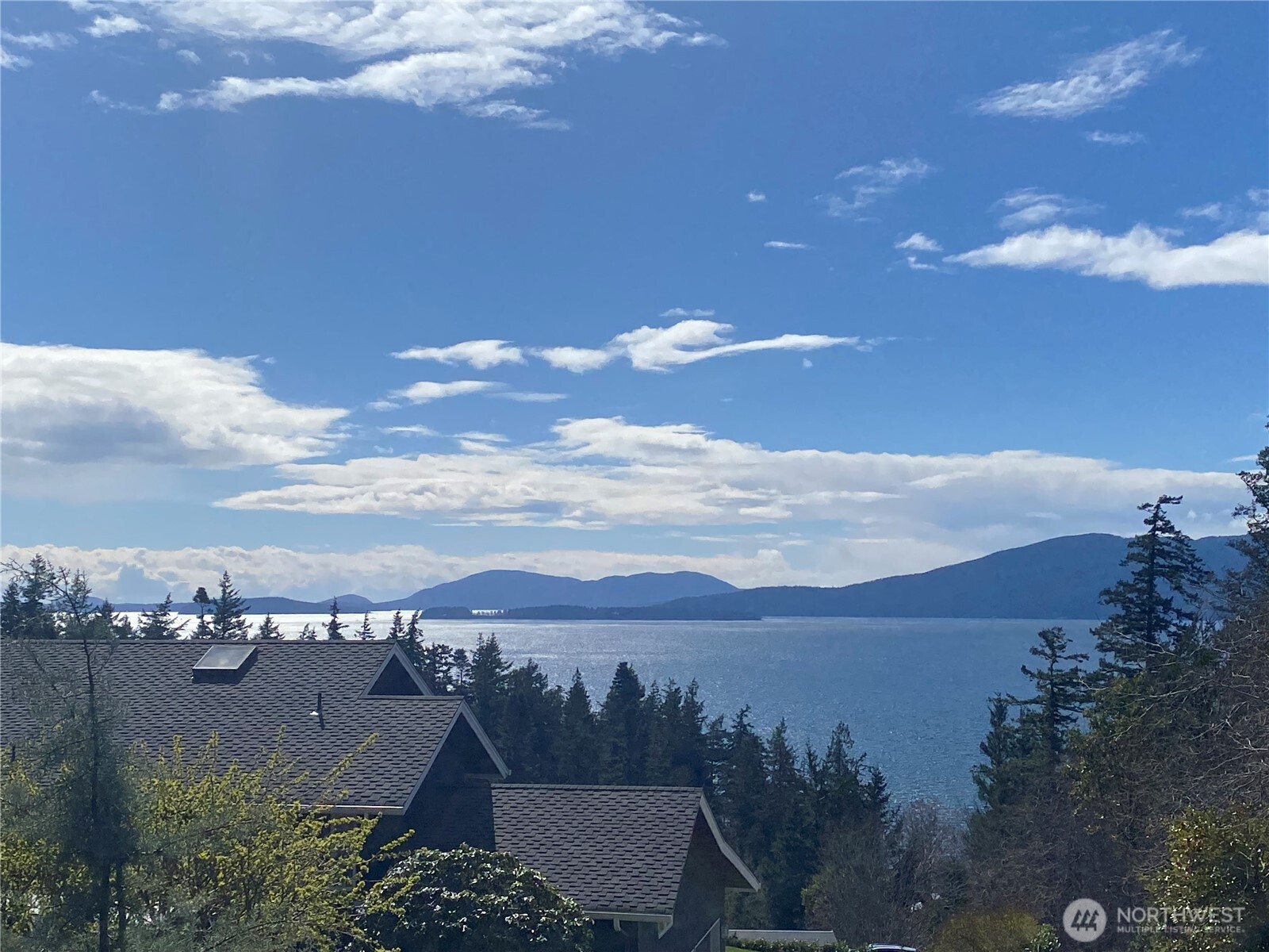 417 Arbutus Place , Bellingham, WA 98225