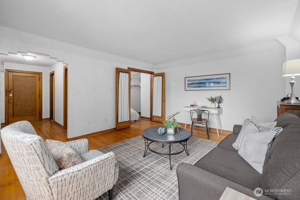 519 W Roy Street #413, Seattle, WA 98119