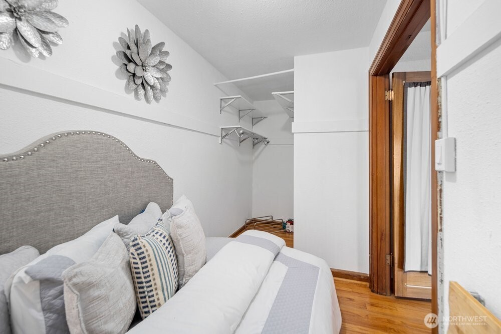 519 W Roy Street #413, Seattle, WA 98119