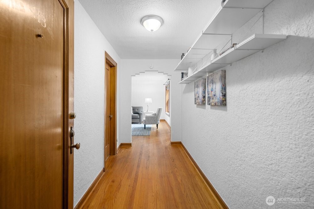 519 W Roy Street #413, Seattle, WA 98119