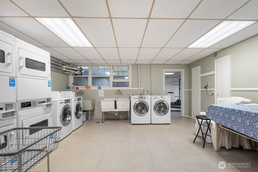 519 W Roy Street #413, Seattle, WA 98119