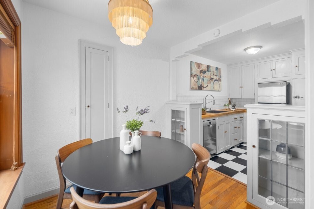 519 W Roy Street #413, Seattle, WA 98119