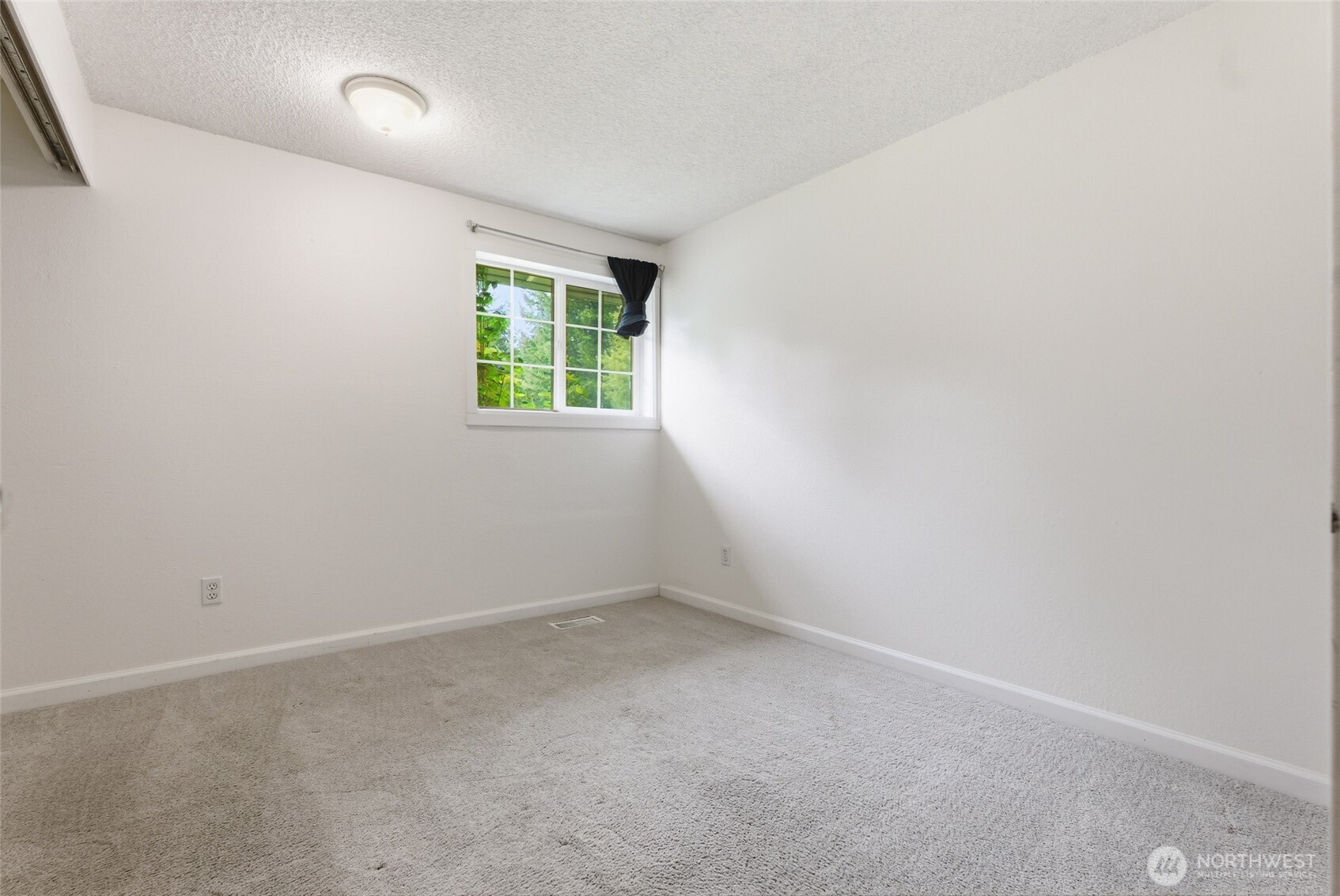 5124 Tri Lake Drive SE, Olympia, WA 98513