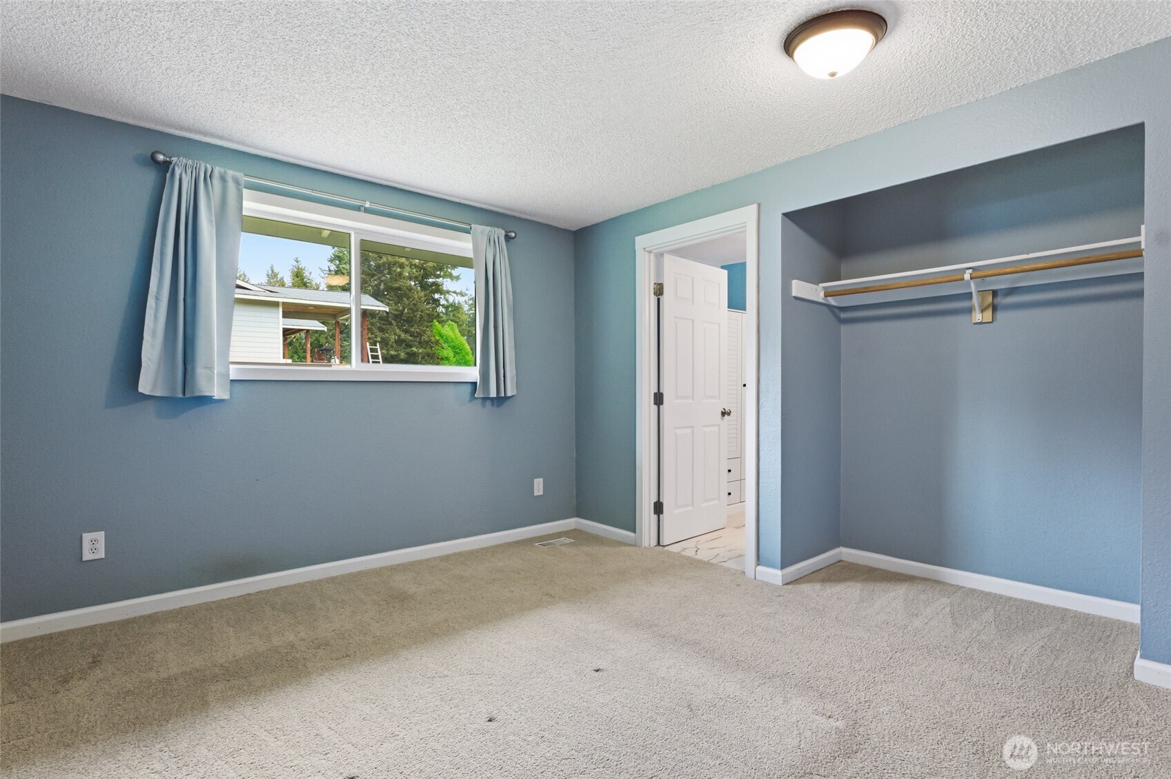 5124 Tri Lake Drive SE, Olympia, WA 98513