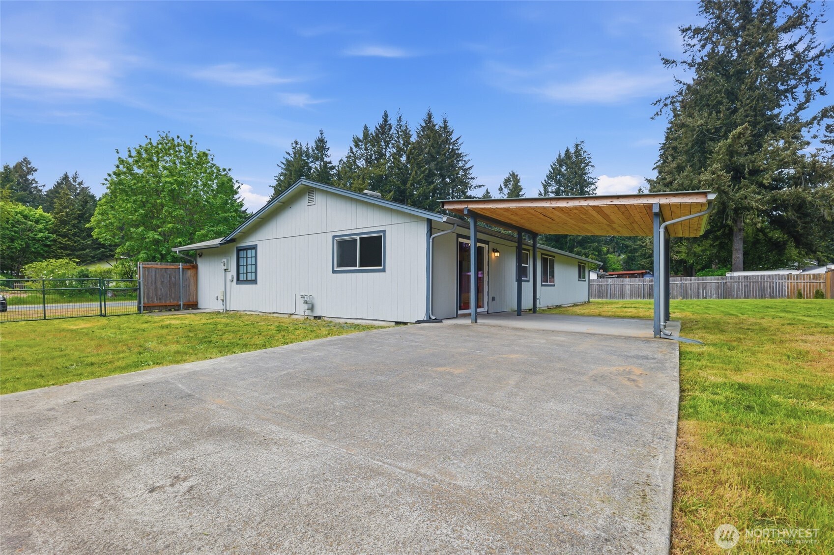 5124 Tri Lake Drive SE, Olympia, WA 98513