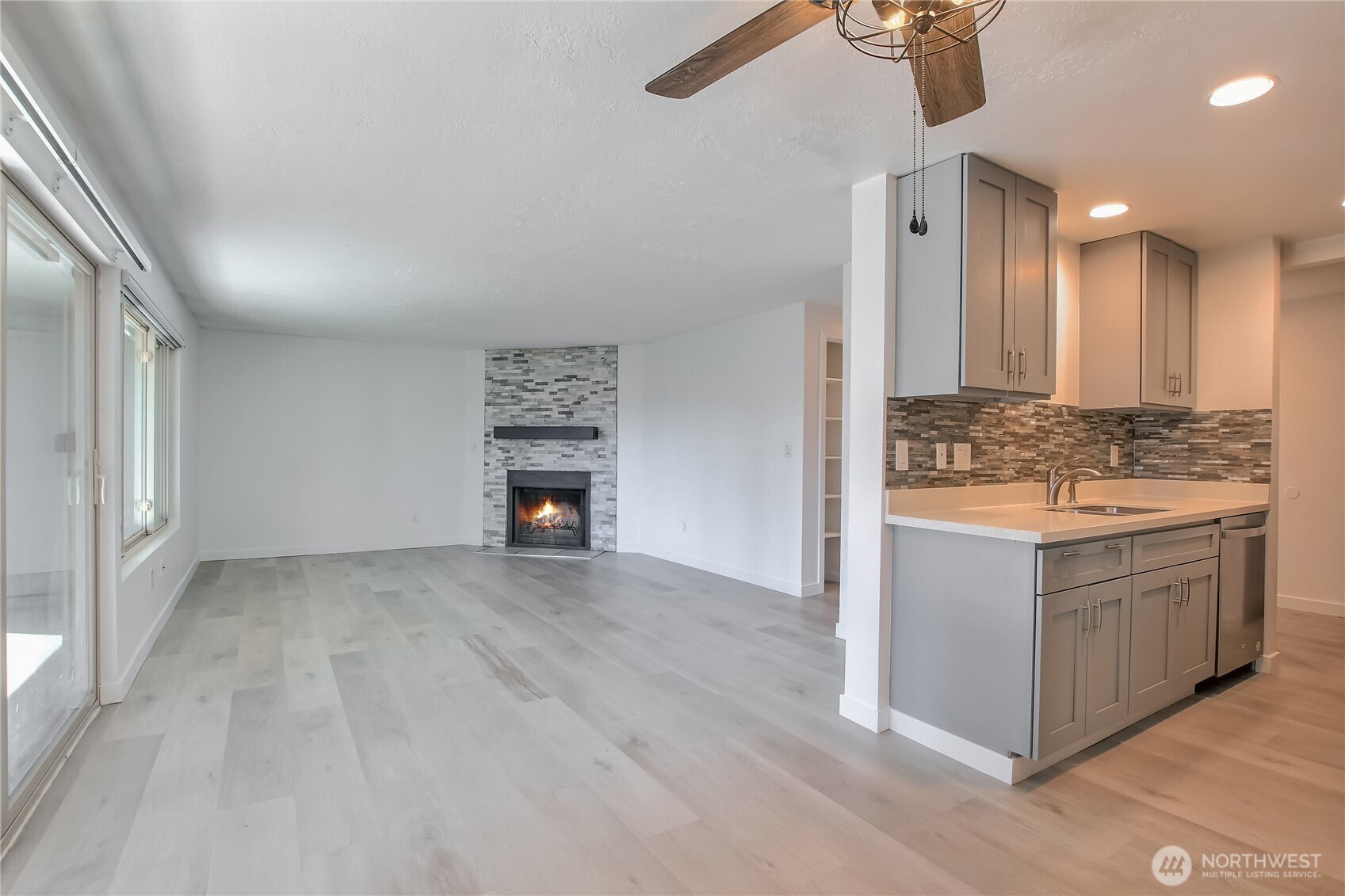 3435 Auburn Way S #A13, Auburn, WA 98092