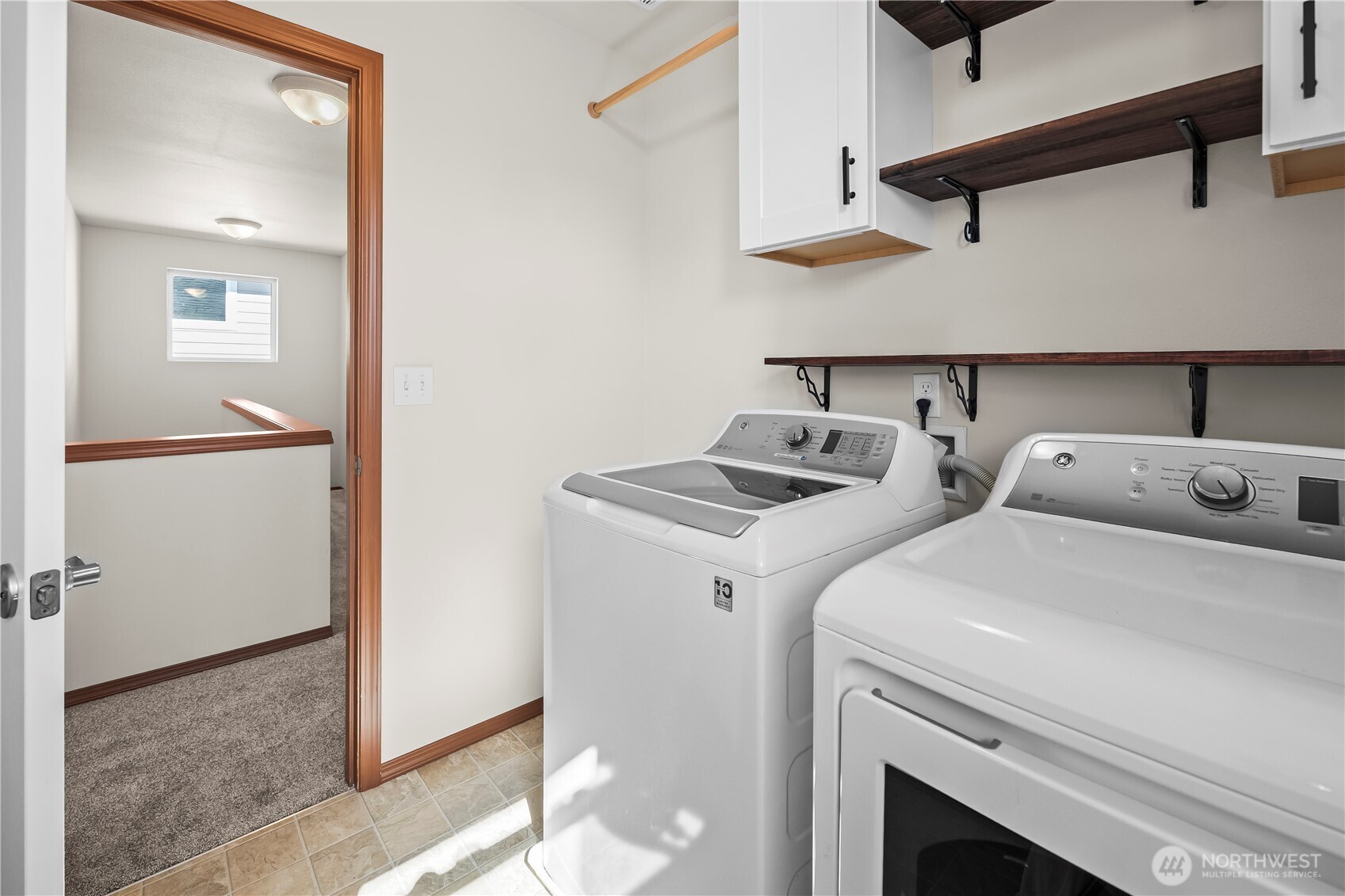2647 19th Street , Bremerton, WA 98312