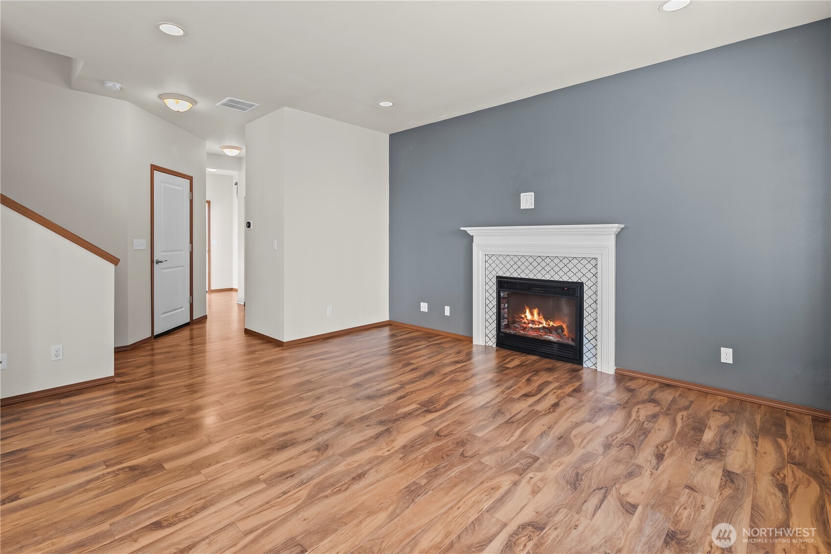 2647 19th Street , Bremerton, WA 98312