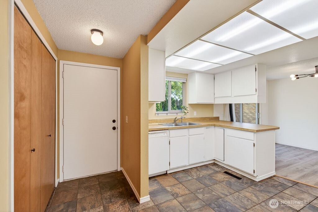 1312 Springwater Avenue , Wenatchee, WA 98801