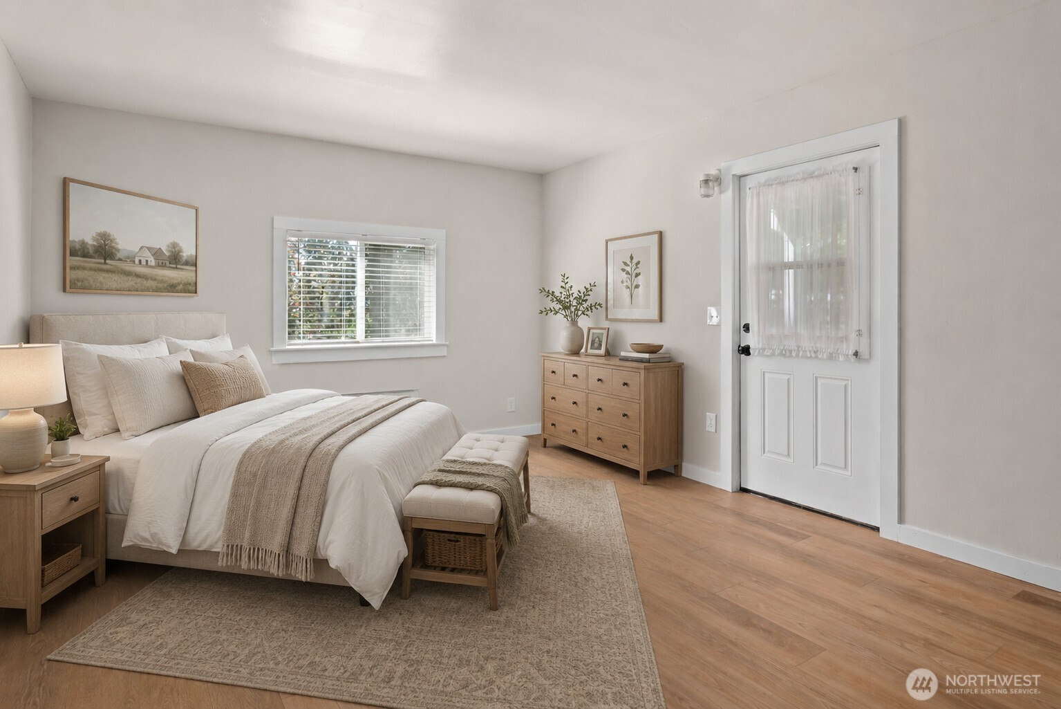 5392 Shore Meadow Road , Freeland, WA 98249