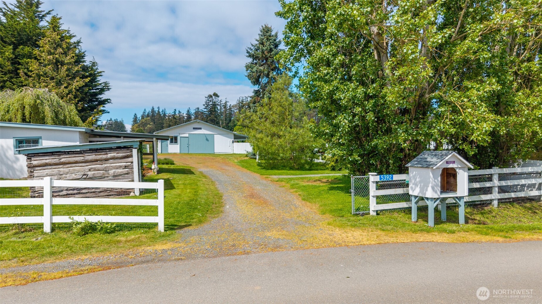 5392 Shore Meadow Road , Freeland, WA 98249