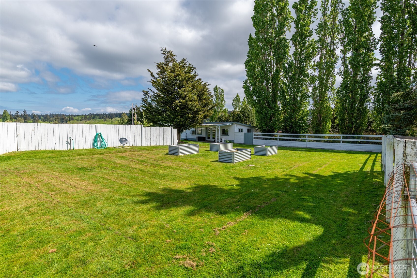 5392 Shore Meadow Road , Freeland, WA 98249