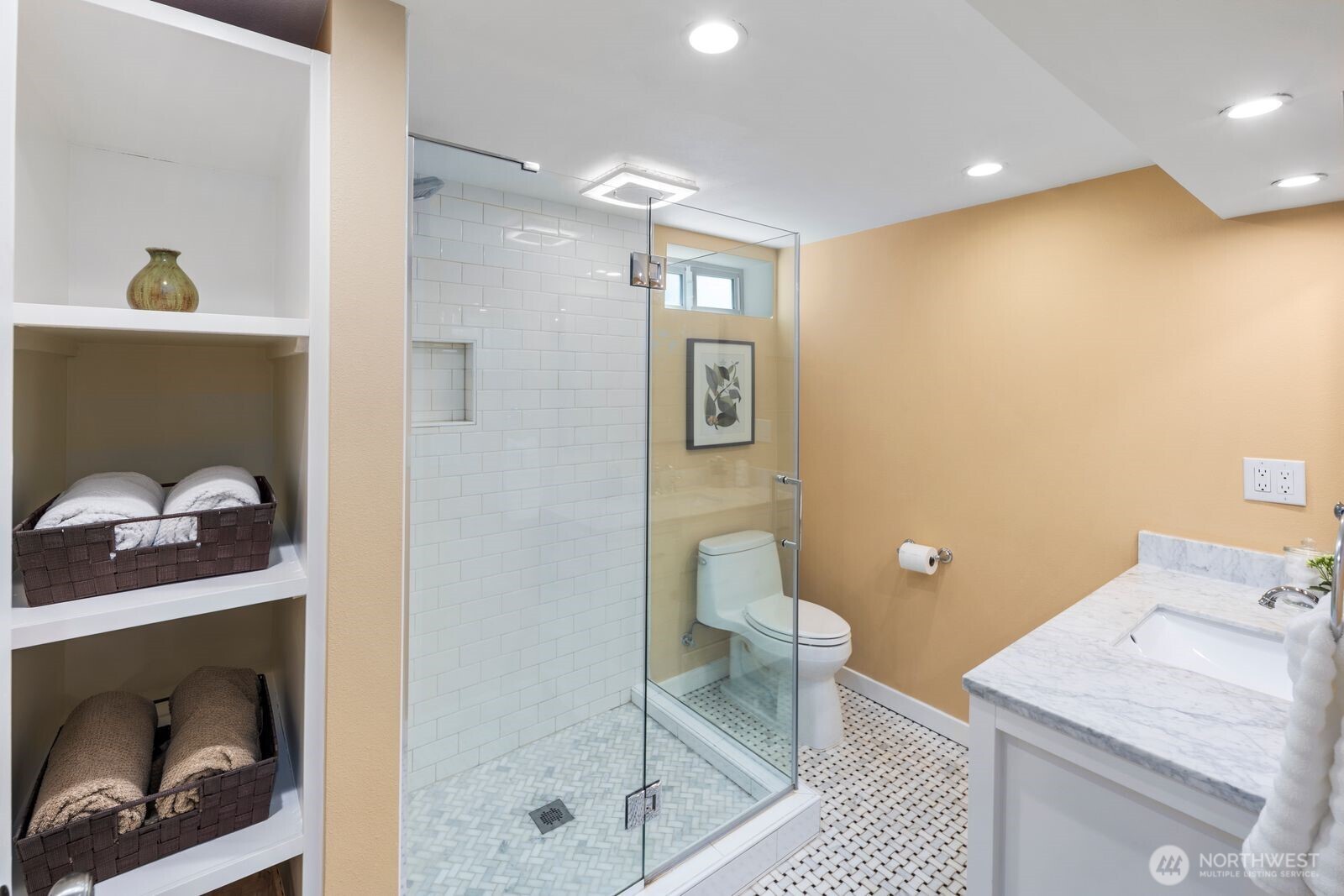 4531 Stanford Avenue NE, Seattle, WA 98105