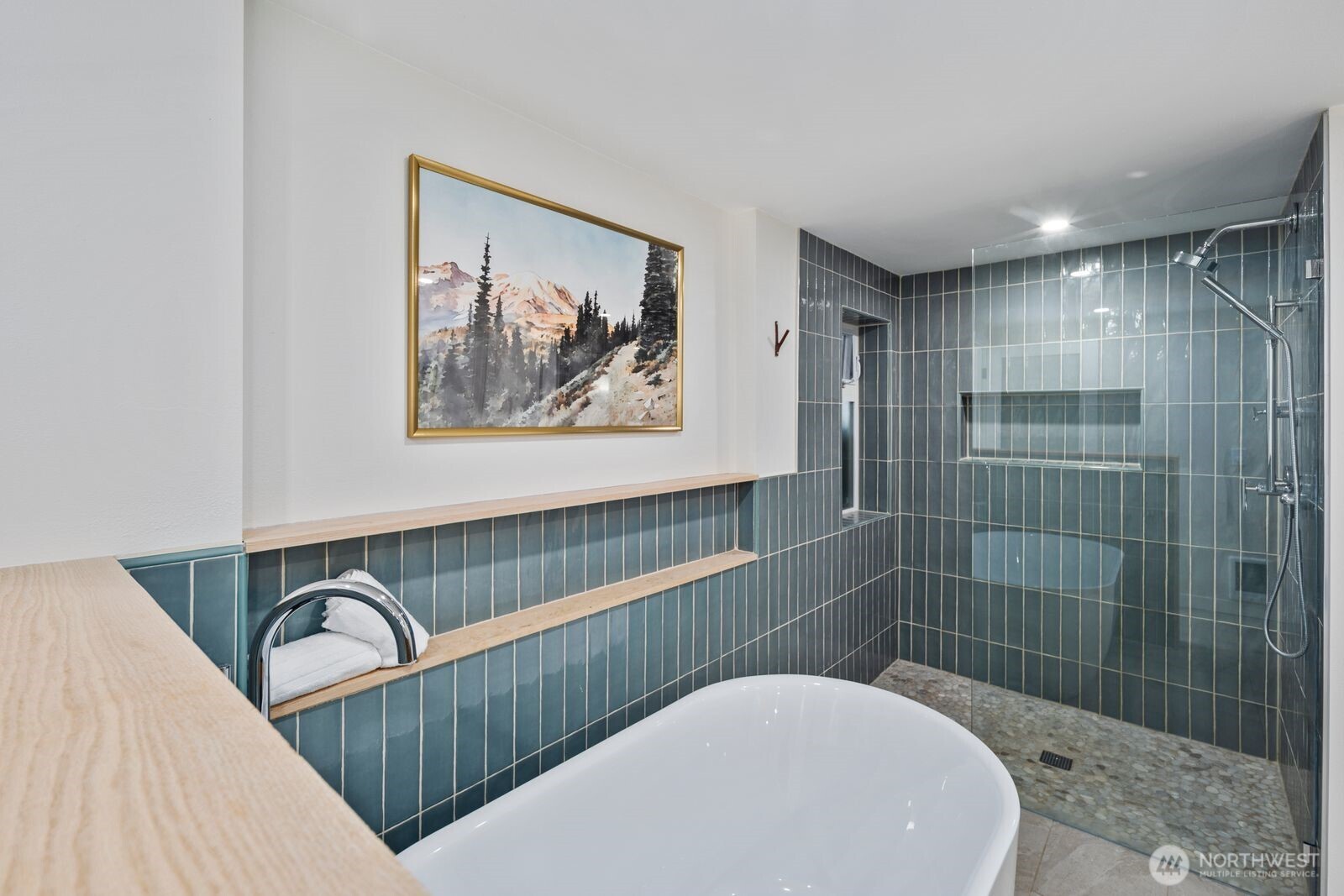 4531 Stanford Avenue NE, Seattle, WA 98105
