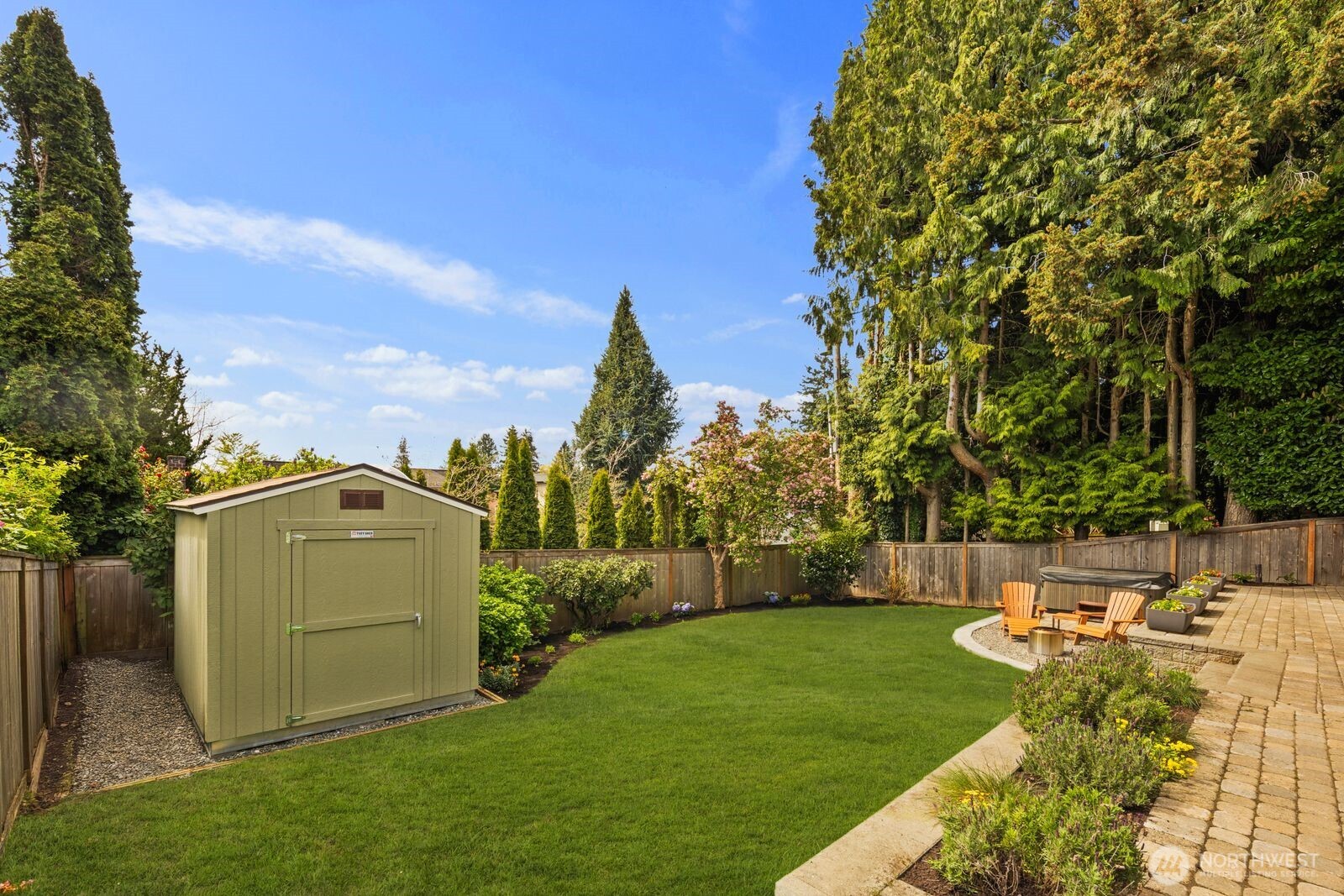 4531 Stanford Avenue NE, Seattle, WA 98105