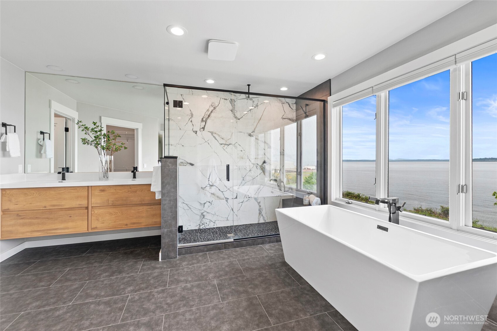 2650 NW 204th Street , Shoreline, WA 98177