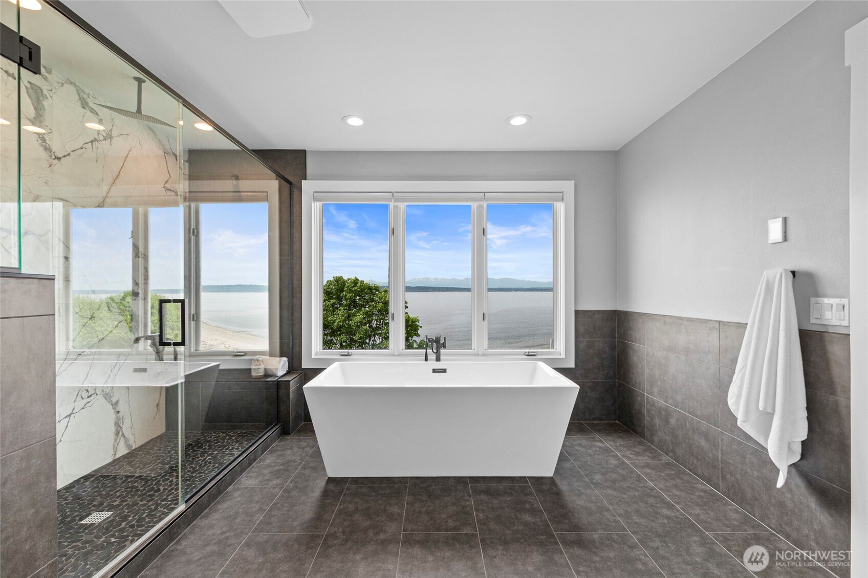 2650 NW 204th Street , Shoreline, WA 98177