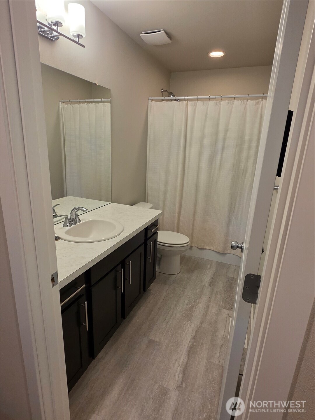2336 Mookie Lane NE, Olympia, WA 98516