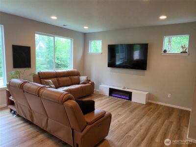 2336 Mookie Lane NE, Olympia, WA 98516 - Photo 3