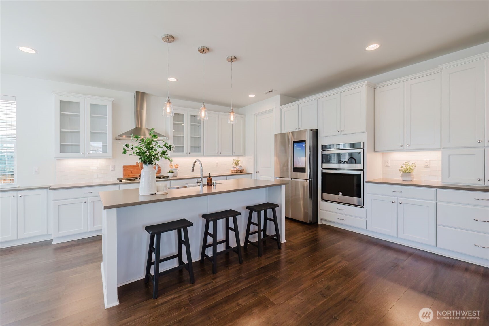 23621 SE 269th Court , Maple Valley, WA 98038