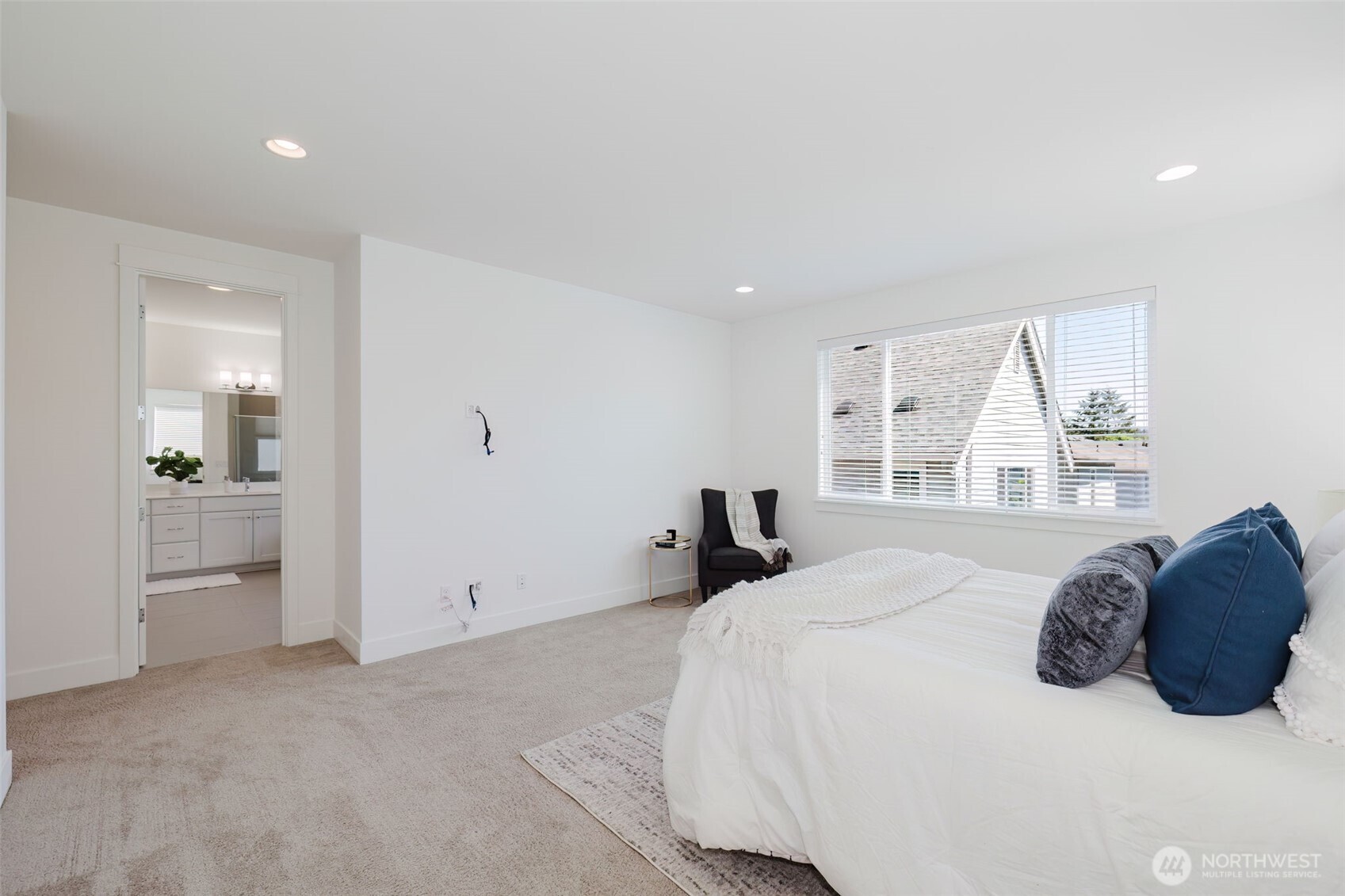 23621 SE 269th Court , Maple Valley, WA 98038