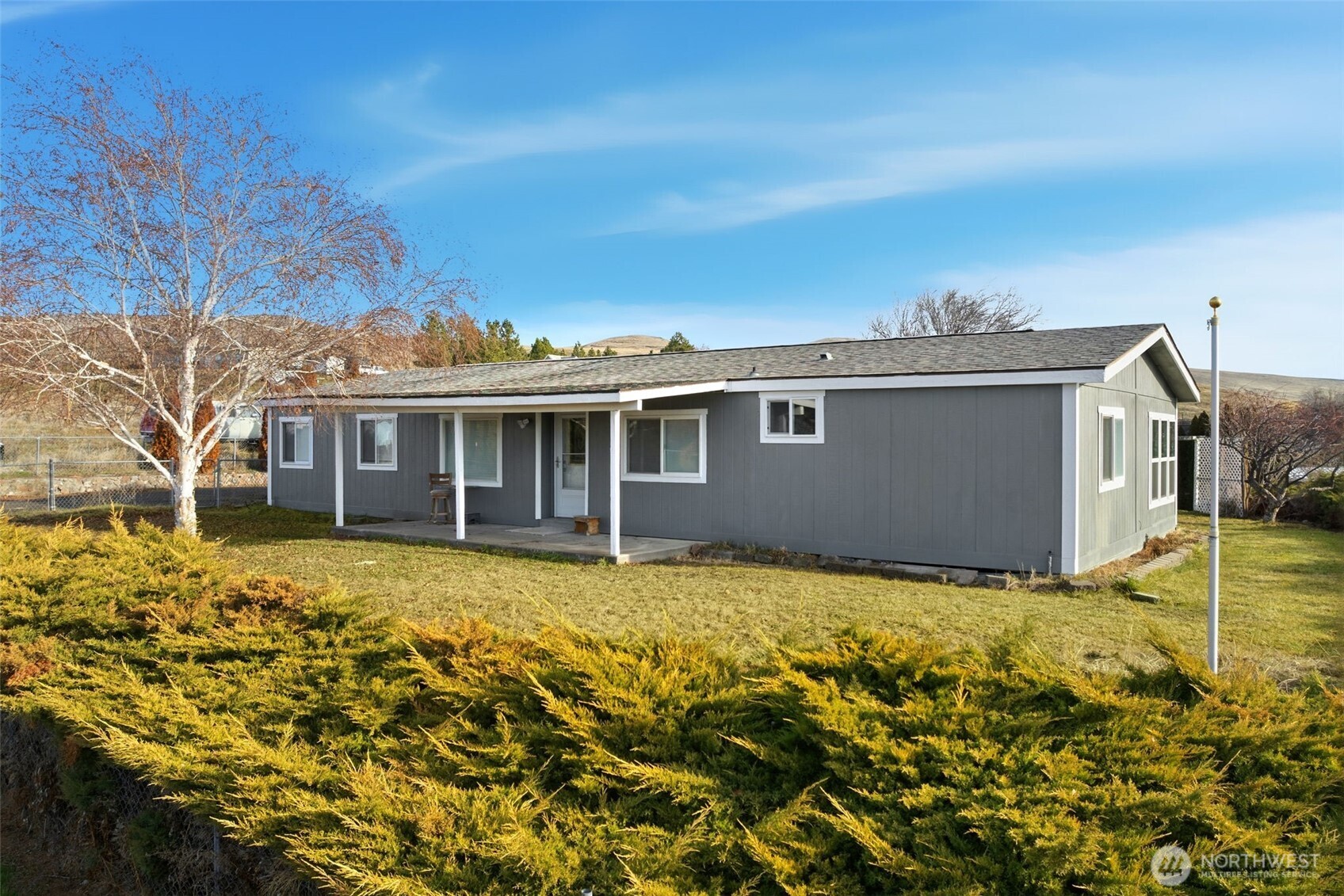 401 CLEMANS VIEW Road , Selah, WA 98942