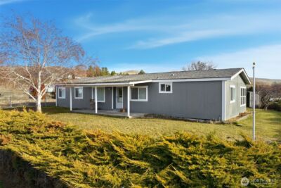 401 CLEMANS VIEW Road , Selah, WA 98942