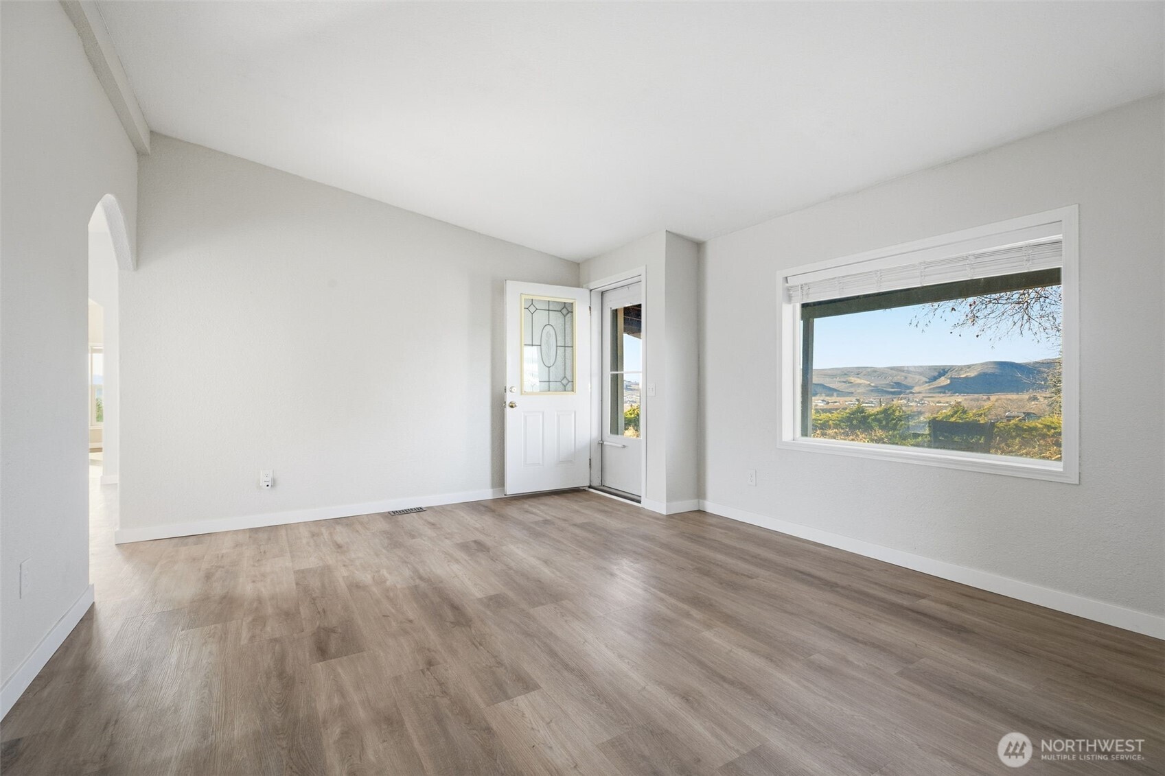 401 CLEMANS VIEW Road , Selah, WA 98942
